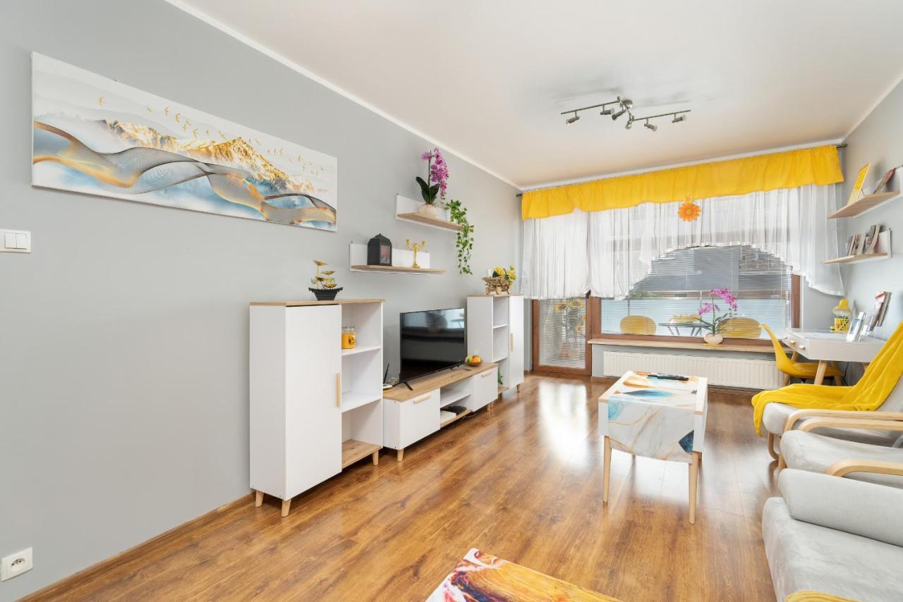 Comfortable Wojskowa Apartment By Noclegi Renters Poznań Exterior foto